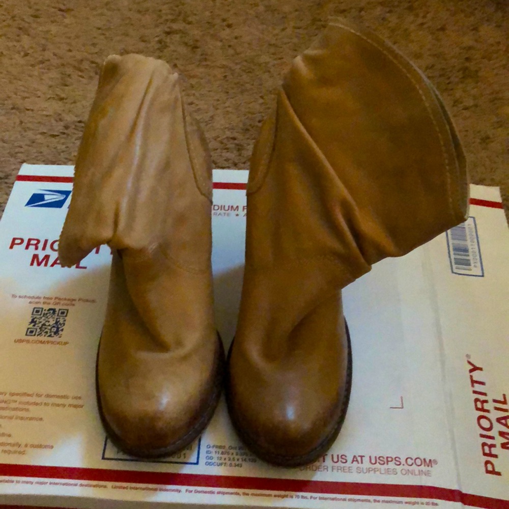 Mia brand booties like new 7